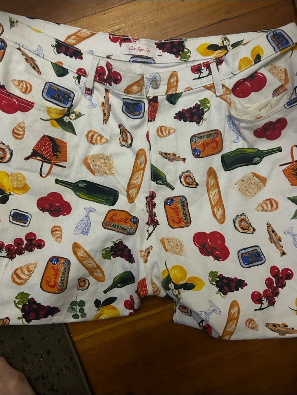 Lisa Says Gah White Novelty Food & Wine Print Jeans